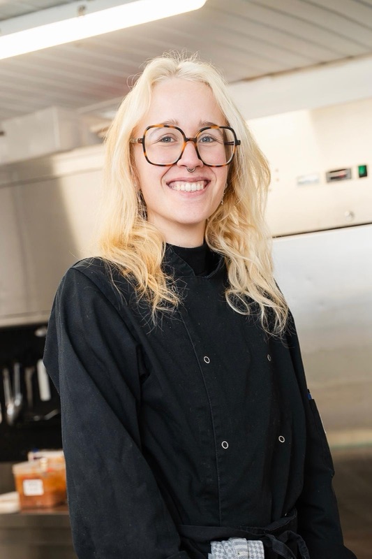 Clémentine, Adjointe cuisine & responsable au Flacons